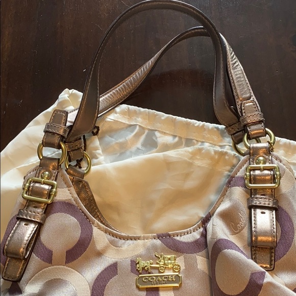 Coach Purse - Picture 4 of 7